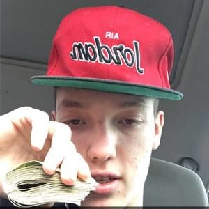 Meet your Posher, Thomas